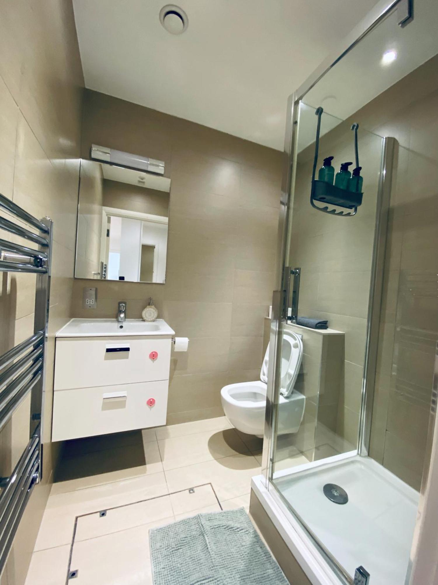 2 Bedroom Flat - 2 Bath - 15 Min Camden Town London Exterior photo